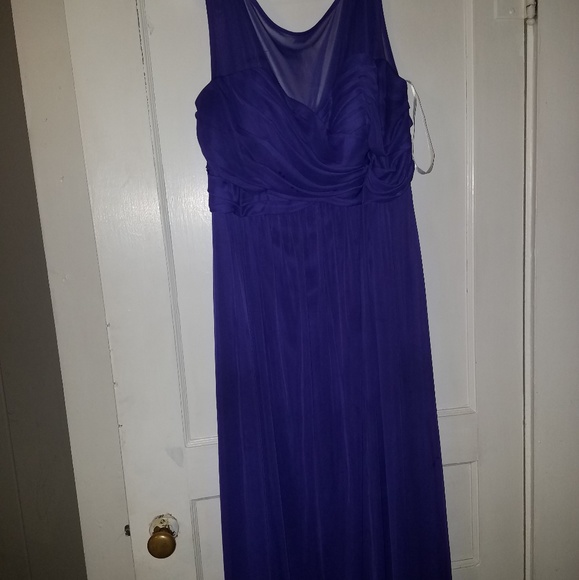 Dress - Picture 1 of 1